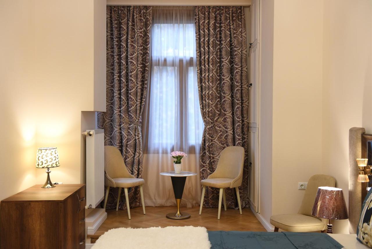 City Lux Hotel Tiflis Exterior foto