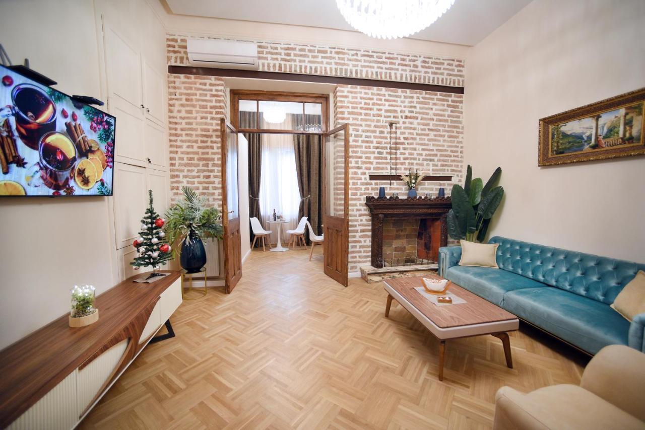 City Lux Hotel Tiflis Exterior foto